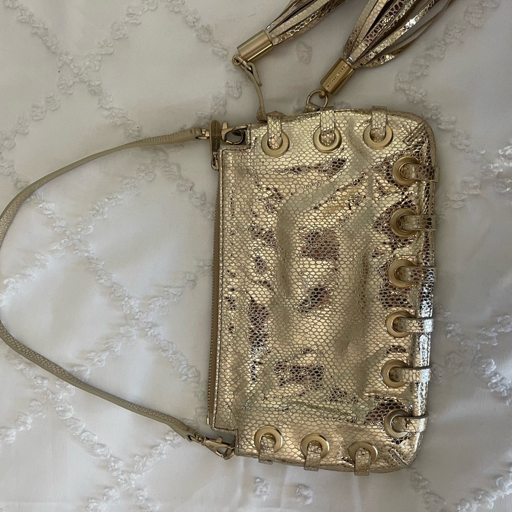 Gorgeous Michael Kors gold mini bag in snake skin type leather. - Picture 3 of 3
